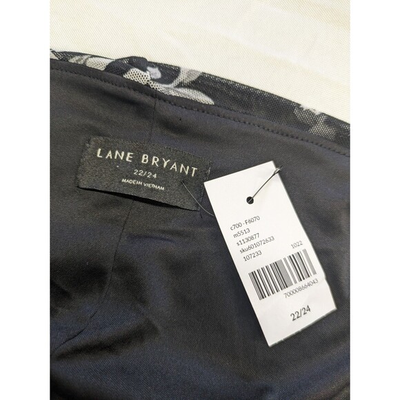 Lane Bryant Black White Floral Ruched Long Sleeve Mesh Top Keyhole Sz 22/25 NWT - Picture 9 of 11
